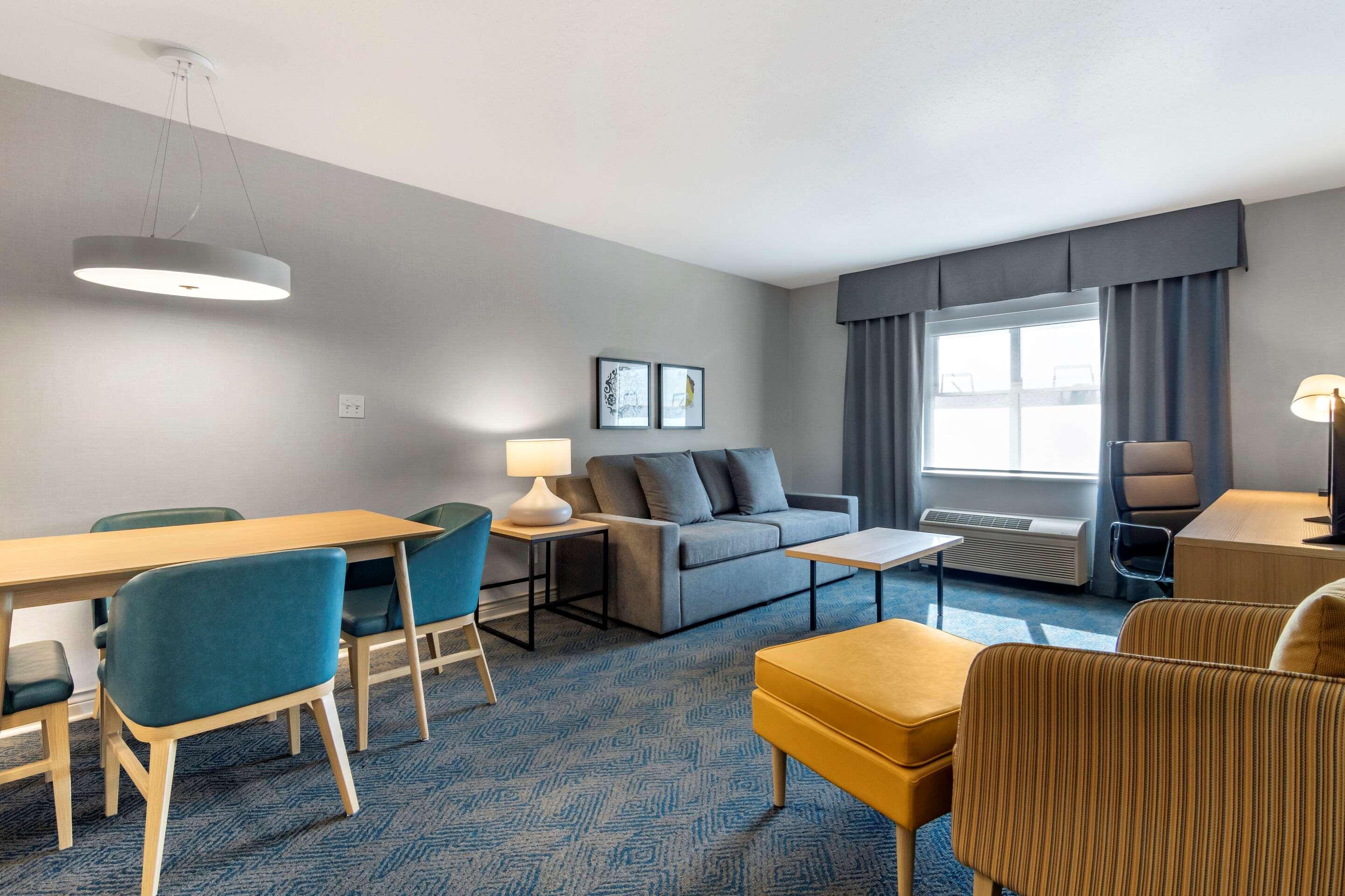 Clarion Hotel & Conference Centre Άμποτσφορντ Εξωτερικό φωτογραφία