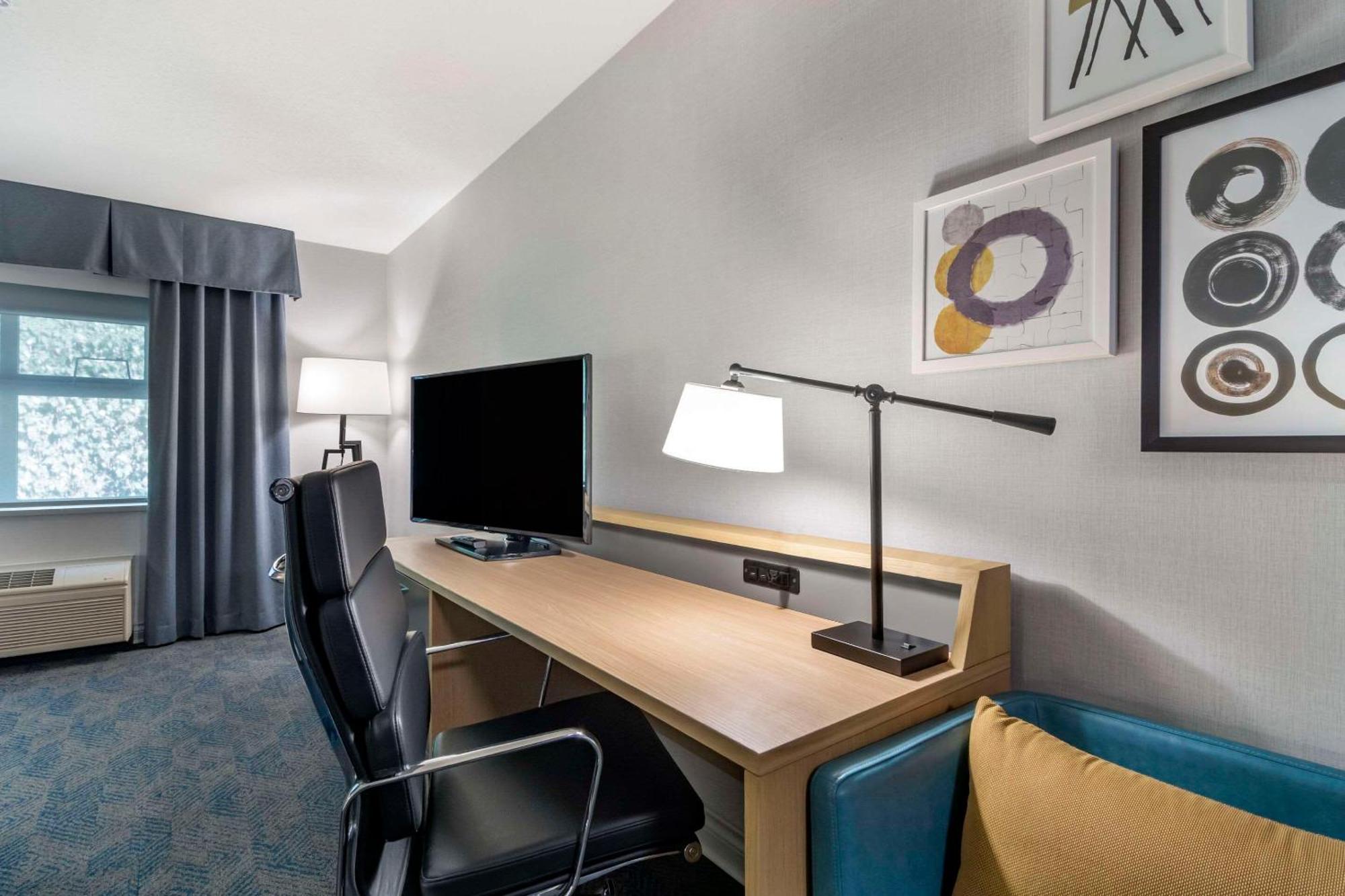 Clarion Hotel & Conference Centre Άμποτσφορντ Εξωτερικό φωτογραφία