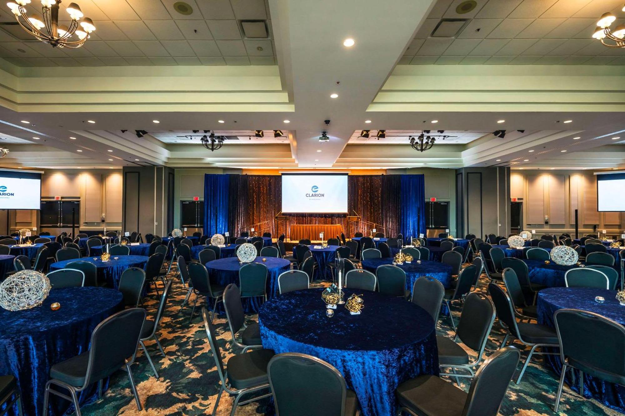 Clarion Hotel & Conference Centre Άμποτσφορντ Εξωτερικό φωτογραφία